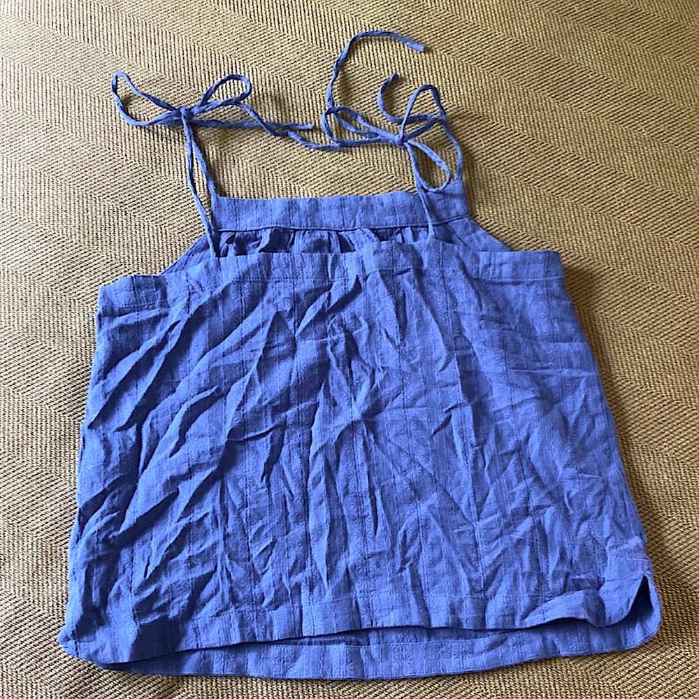 Blue string tank - Picture 2 of 2